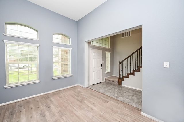 18919 S Sapling Oaks Place, Magnolia, TX 77355