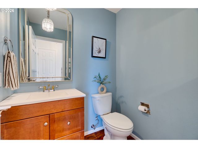 1796 BONNIEBRAE Dr, Lake Oswego, OR 97034