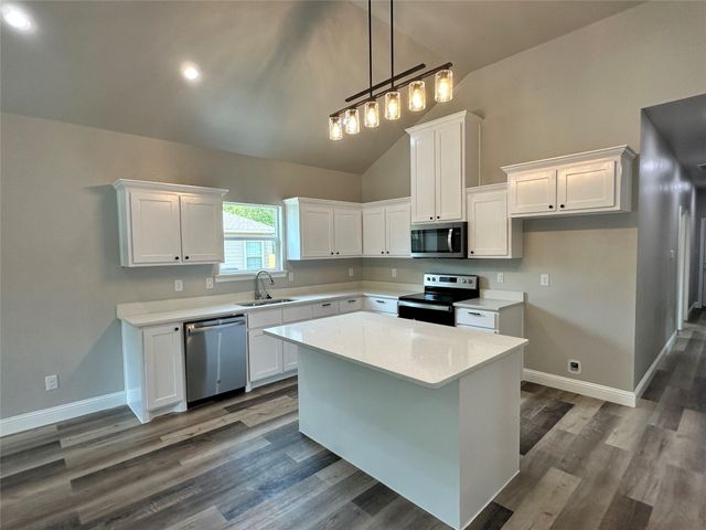 4120 Henderson Street, Greenville, TX 75401