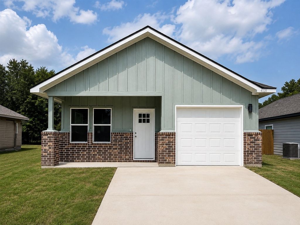 4120 Henderson Street, Greenville, TX 75401
