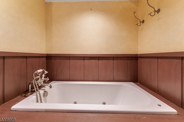 140 DRIFTWAY EAST, Union Twp., NJ 08827