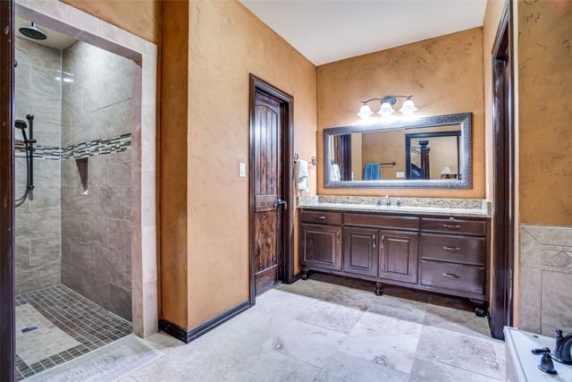 308 Sheri Lane, Roanoke, TX 76262