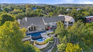 805 Brooks Hollow RD, Lakeway, TX 78734