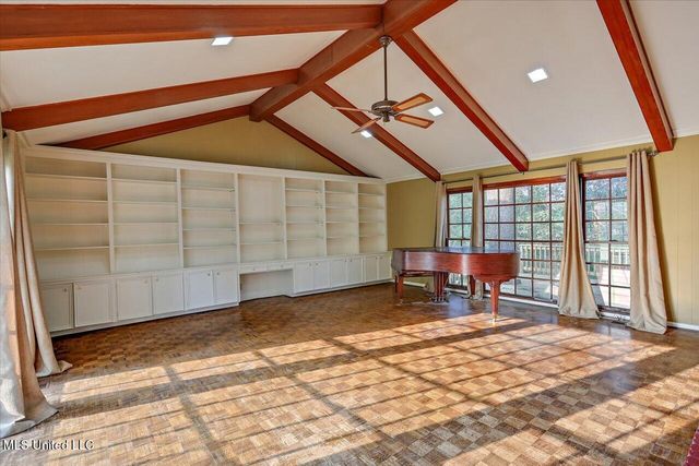 223 Hannah Drive, Clinton, MS 39056