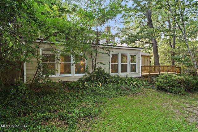 223 Hannah Drive, Clinton, MS 39056
