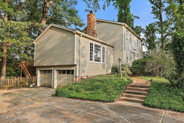 223 Hannah Drive, Clinton, MS 39056