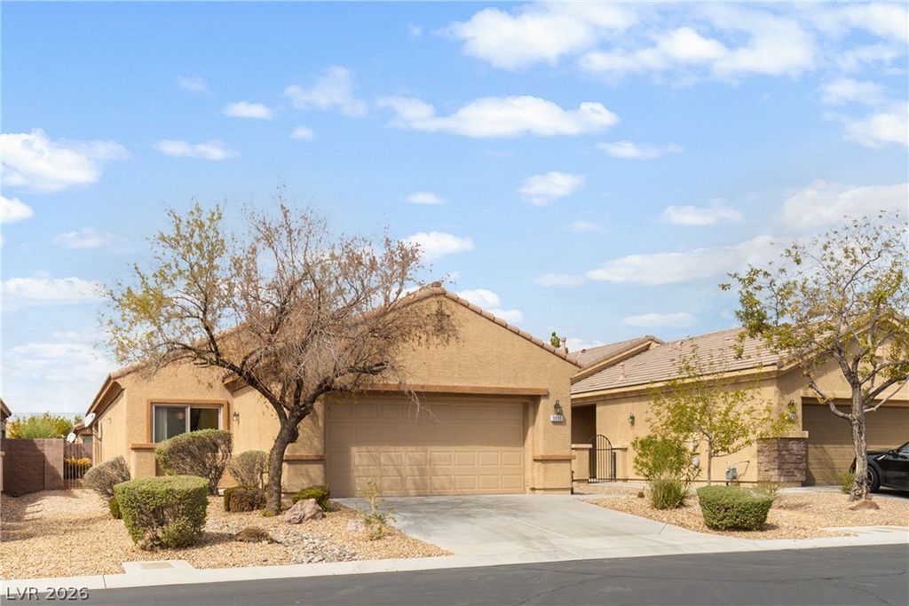3931 Shetland Pony Street, Las Vegas, NV 89122 — photo 2