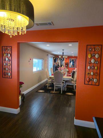 9293 Hillside Dr, Delhi, CA 95315