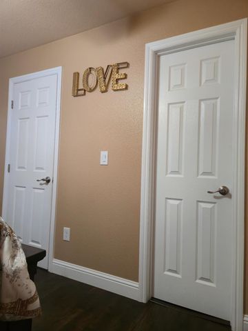 9293 Hillside Dr, Delhi, CA 95315