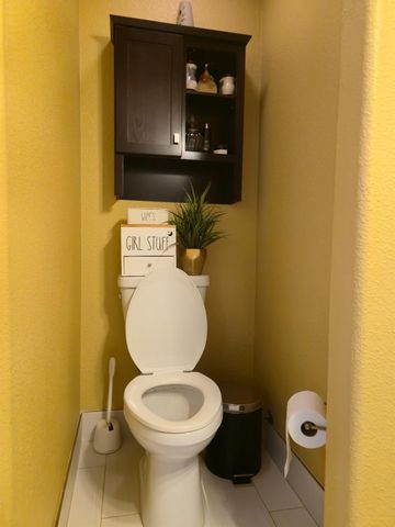 9293 Hillside Dr, Delhi, CA 95315