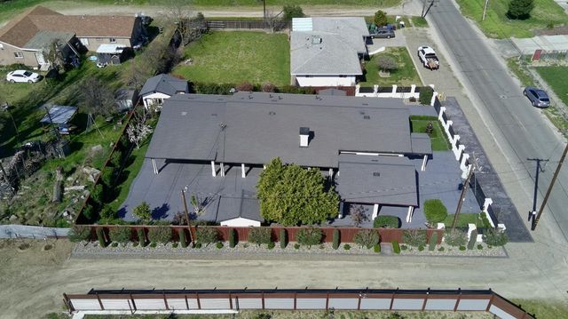 9293 Hillside Dr, Delhi, CA 95315