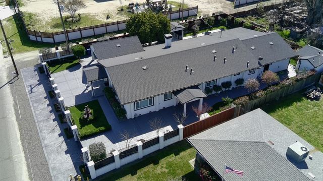 9293 Hillside Dr, Delhi, CA 95315