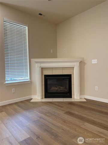 643 115th Street E, Parkland, WA 98445