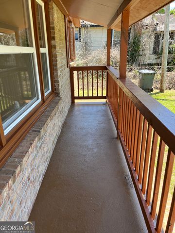 300 Hunt Circle, Manchester, GA 31816