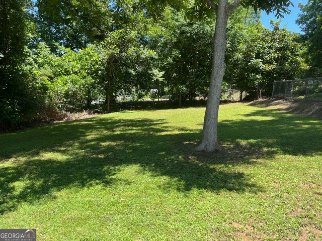 300 Hunt Circle, Manchester, GA 31816