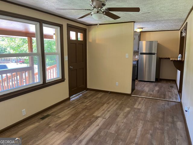 300 Hunt Circle, Manchester, GA 31816