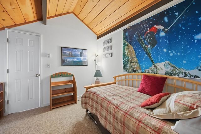 11 Haas Drive 1 & 2, Lincoln, NH 03251