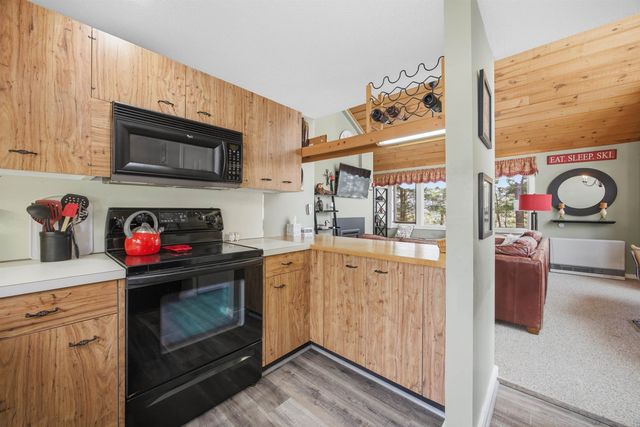 11 Haas Drive 1 & 2, Lincoln, NH 03251