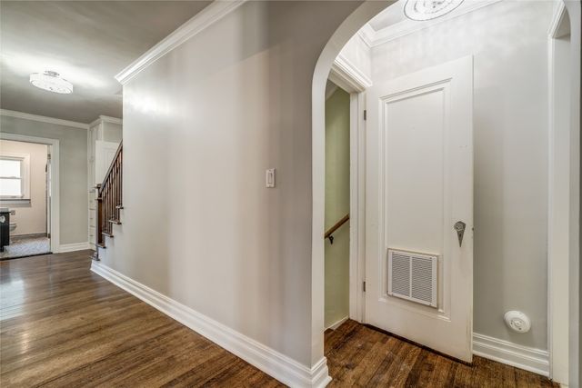 236 Edgemere Court, Oklahoma City, OK 73118