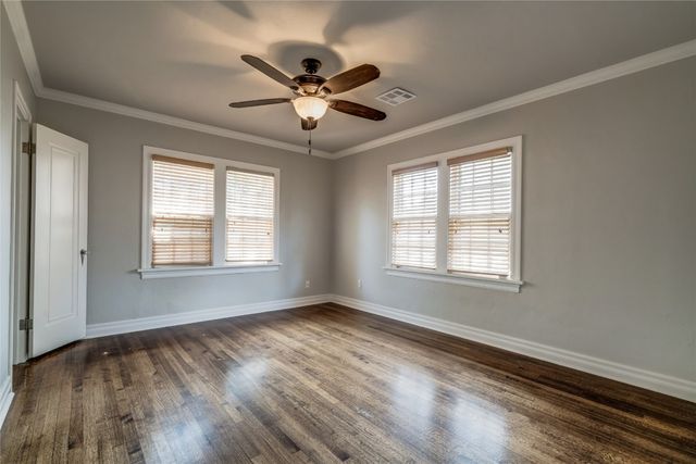 236 Edgemere Court, Oklahoma City, OK 73118