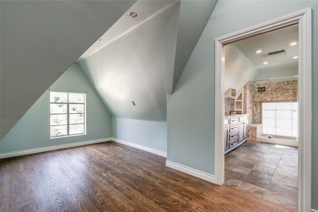 236 Edgemere Court, Oklahoma City, OK 73118