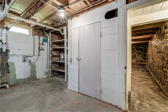 236 Edgemere Court, Oklahoma City, OK 73118