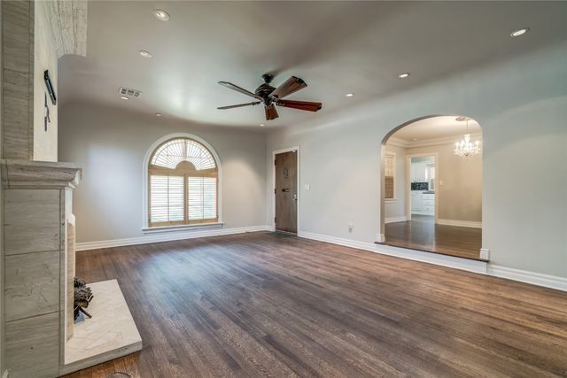 236 Edgemere Court, Oklahoma City, OK 73118