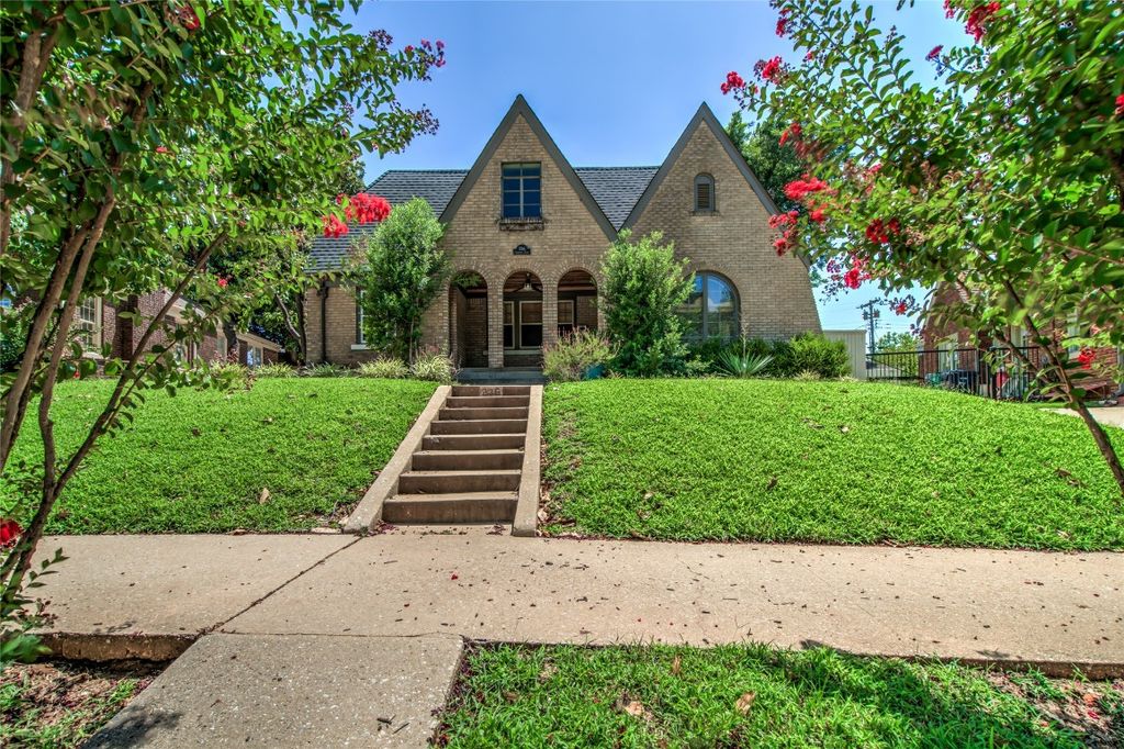 236 Edgemere Court, Oklahoma City, OK 73118