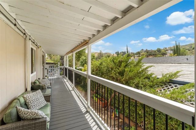 23777 Mulholland Hwy 203, Calabasas, CA 91302