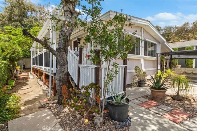 23777 Mulholland Hwy 203, Calabasas, CA 91302
