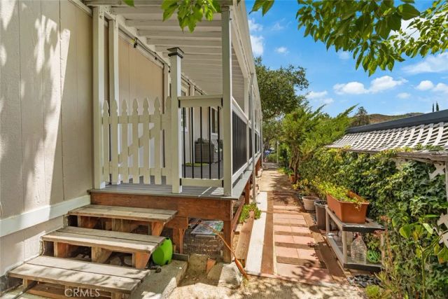 23777 Mulholland Hwy 203, Calabasas, CA 91302