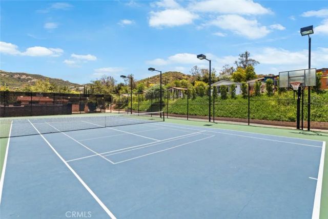 23777 Mulholland Hwy 203, Calabasas, CA 91302