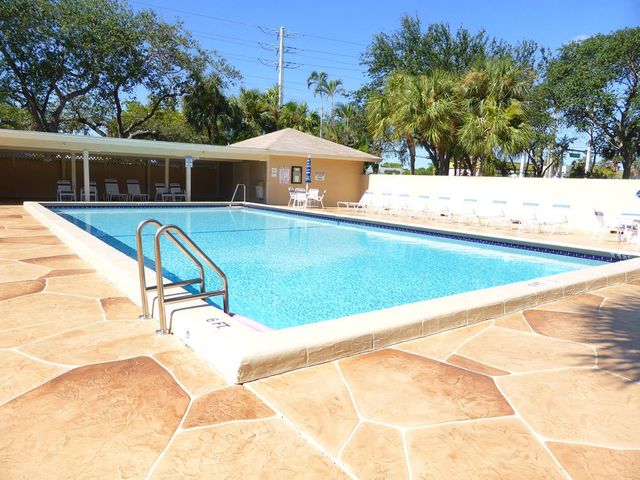 3939 NE 5TH Avenue A208, Boca Raton, FL 33431
