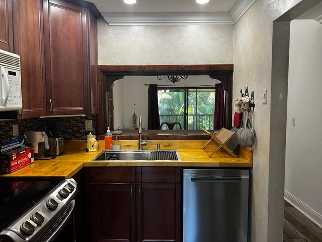 3939 NE 5TH Avenue A208, Boca Raton, FL 33431