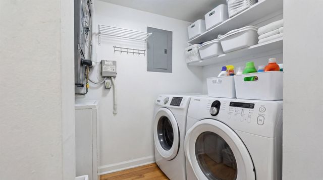 431 Pine Glen Lane C-2, Greenacres, FL 33463