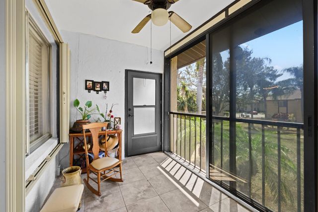 431 Pine Glen Lane C-2, Greenacres, FL 33463