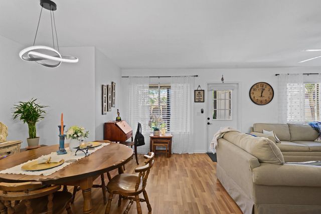 431 Pine Glen Lane C-2, Greenacres, FL 33463