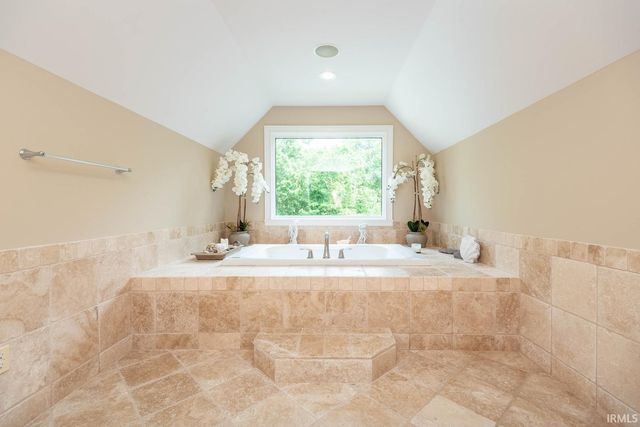 3087 E Chase Lane, Bloomington, IN 47401