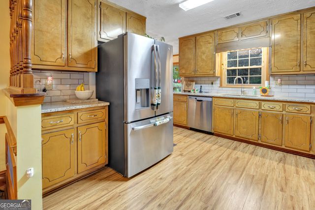 3898 Carriage Lane, Conyers, GA 30094