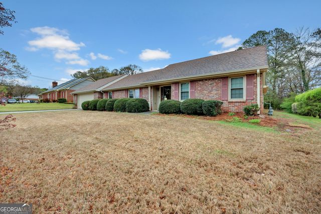 3898 Carriage Lane, Conyers, GA 30094