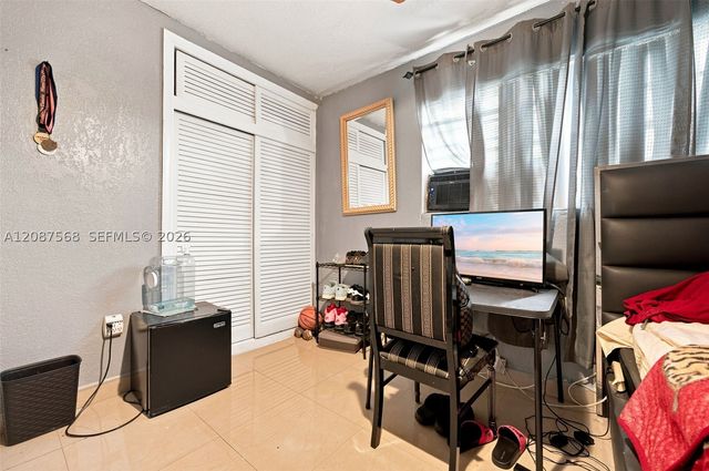 1299 NW 120th St, North Miami, FL 33167