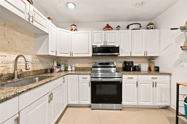 1299 NW 120th St, North Miami, FL 33167