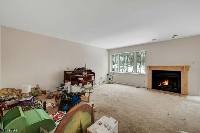 1462 Stephanie Dr, North Caldwell Boro, NJ 07006