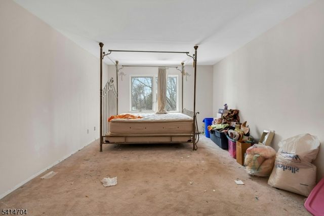 1462 Stephanie Dr, North Caldwell Boro, NJ 07006