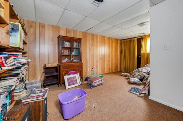 1462 Stephanie Dr, North Caldwell Boro, NJ 07006