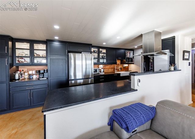 411 Lakewood Circle C706, Colorado Springs, CO 80910