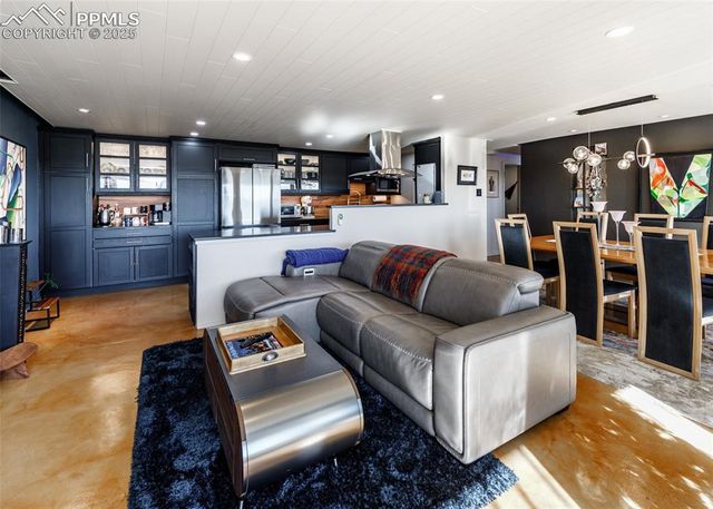 411 Lakewood Circle C706, Colorado Springs, CO 80910