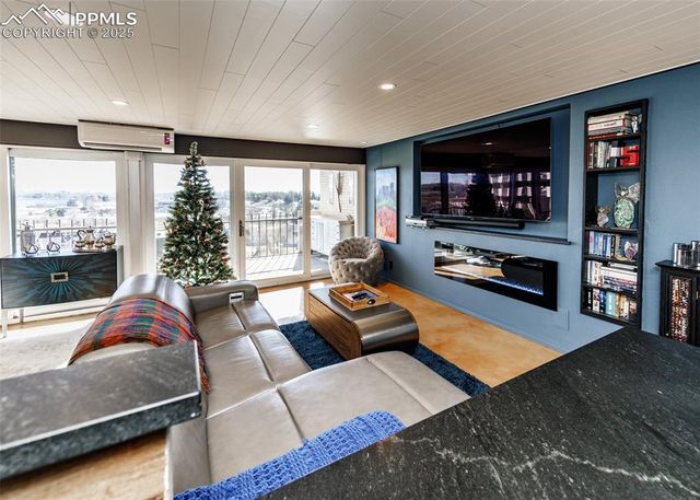 411 Lakewood Circle C706, Colorado Springs, CO 80910