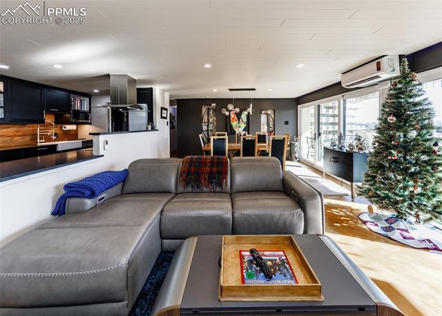 411 Lakewood Circle C706, Colorado Springs, CO 80910