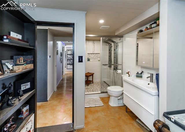 411 Lakewood Circle C706, Colorado Springs, CO 80910